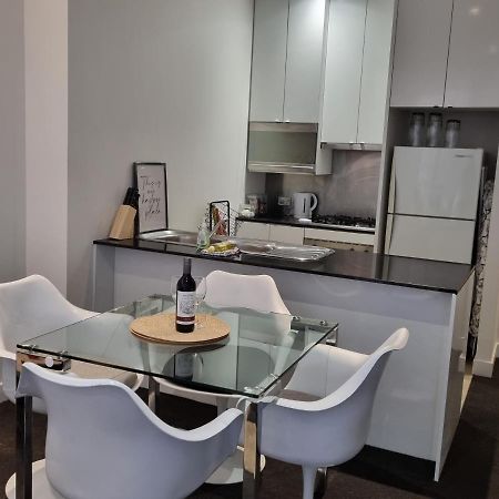 Collins Central 2-Bd Apartment With Pre-Reserve Parking Μελβούρνη Εξωτερικό φωτογραφία
