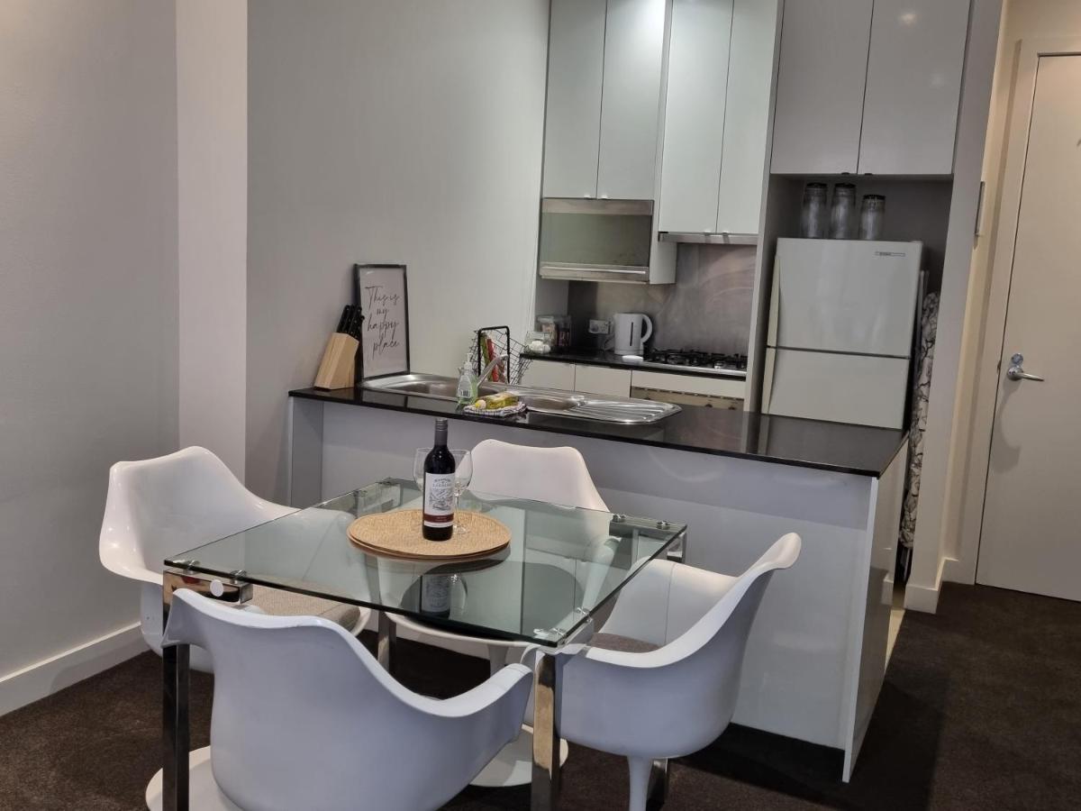 Collins Central 2-Bd Apartment With Pre-Reserve Parking Μελβούρνη Εξωτερικό φωτογραφία